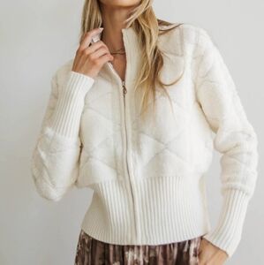 NWT Bohme Sheena Bomber Sweater Cream Macrocannage